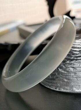 全净冰底白玛瑙水晶玉髓手镯