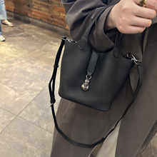 NAN-D菜篮子水桶包2025新款真皮头层牛皮手提包高级感单肩斜跨包