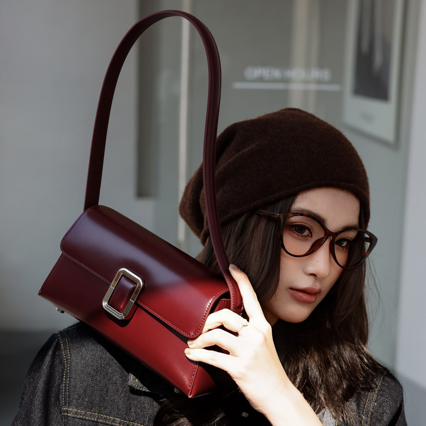 小众真皮腋下包女牛皮红色包婚包