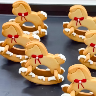 卡通2026新年马年摇摇马饼干模具小马按压式曲奇3D立体压模包装袋