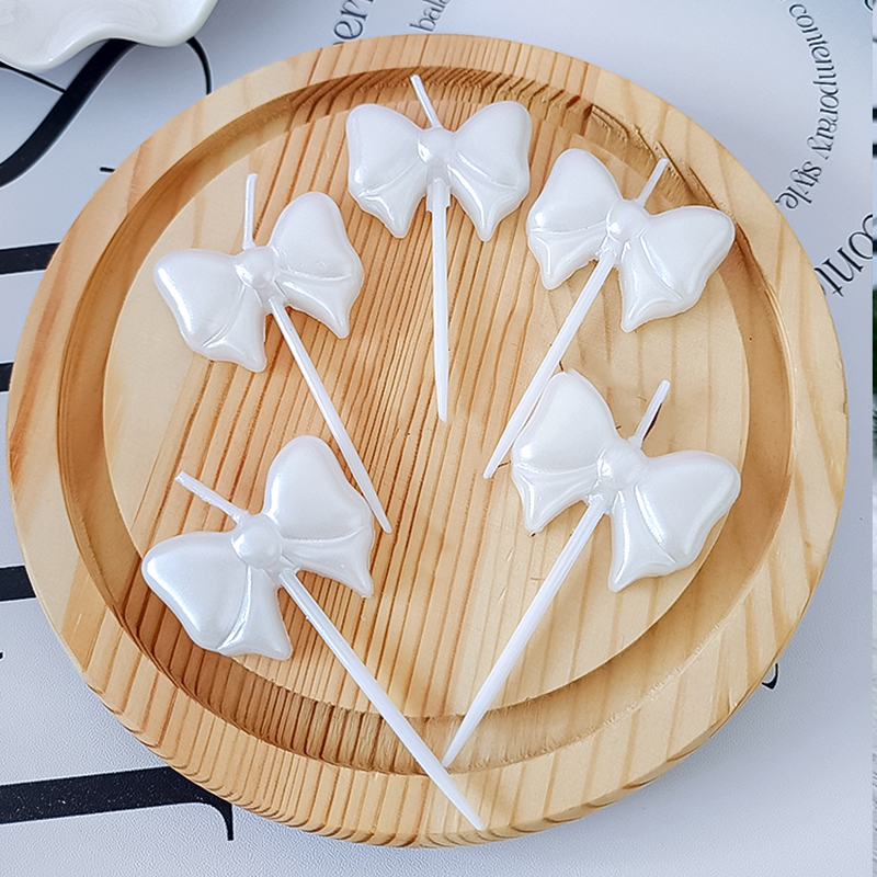 复古ins风珠光白色蝴蝶结蜡烛