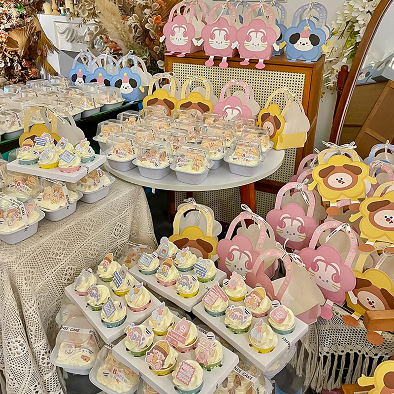 卡通六一儿童节纸杯蛋糕装饰插件可爱小花手提盒包装男孩女孩插牌,节庆用品/礼品,蛋糕/烘焙装饰用品,淘宝优惠券,粉丝福利购,淘宝优惠卷