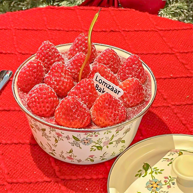 浪漫冬季第一碗紫金花草莓盆蛋糕装饰复古印花搪瓷盆奶油草莓瓷碗,节庆用品/礼品,蛋糕/烘焙装饰用品,淘宝优惠券,粉丝福利购,淘宝优惠卷