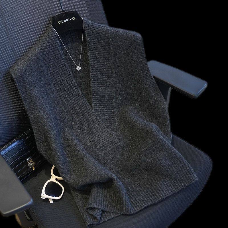 大V领针织马甲女宽松显瘦纯色内搭外穿毛衣背心洋气秋冬新款坎肩