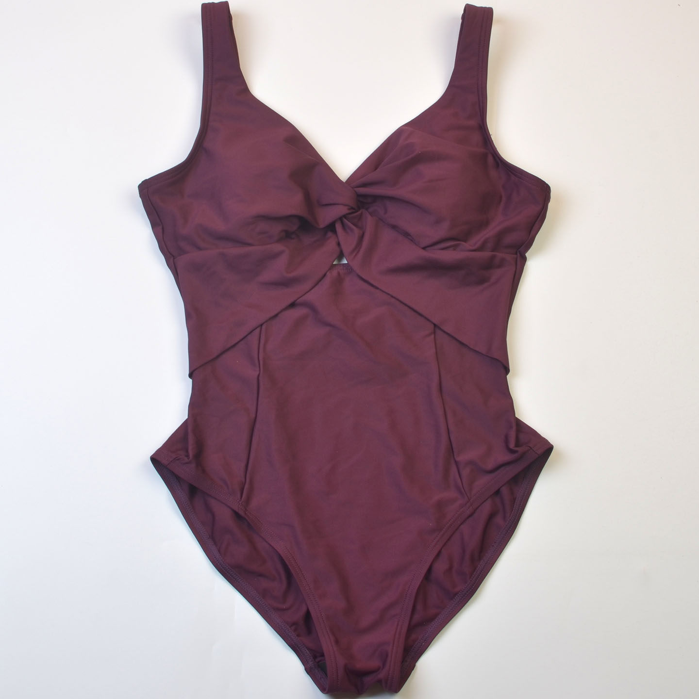 新款美国奢侈品牌D**Y纯色显瘦连体泳衣时尚温泉泳装女款带胸垫