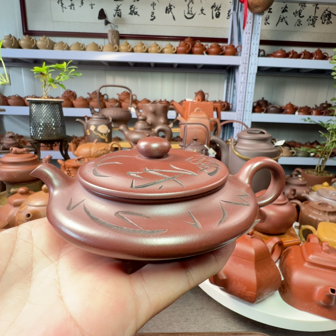 石红手工雕刻虚扁100cc带证书