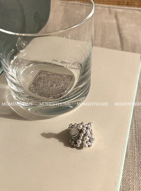 设计宽版波浪花纹珍珠开口戒