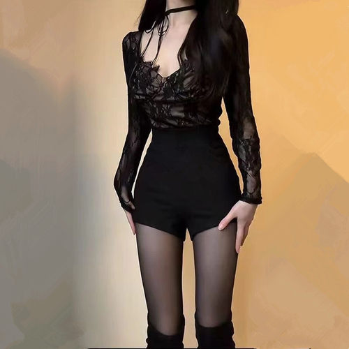 高级感辣妹风显腿长短裤