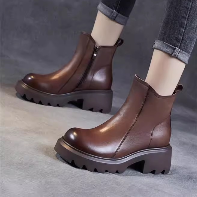 英伦风真皮短靴女鞋保暖妈妈棉鞋