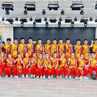 元旦儿童开门红喜庆秧歌服盛世欢腾鼓舞少年说唱中国红舞蹈演出服