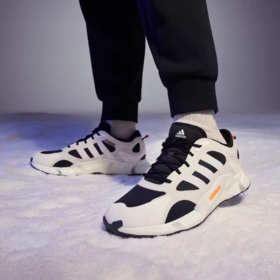 酷动城正品 Adidas CLIMAWARM男子P棉暖风秋冬运动跑步鞋 IF6576