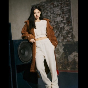 酷动城Adidas三叶草女子中长款羊羔绒休闲时尚保暖大衣HC0310