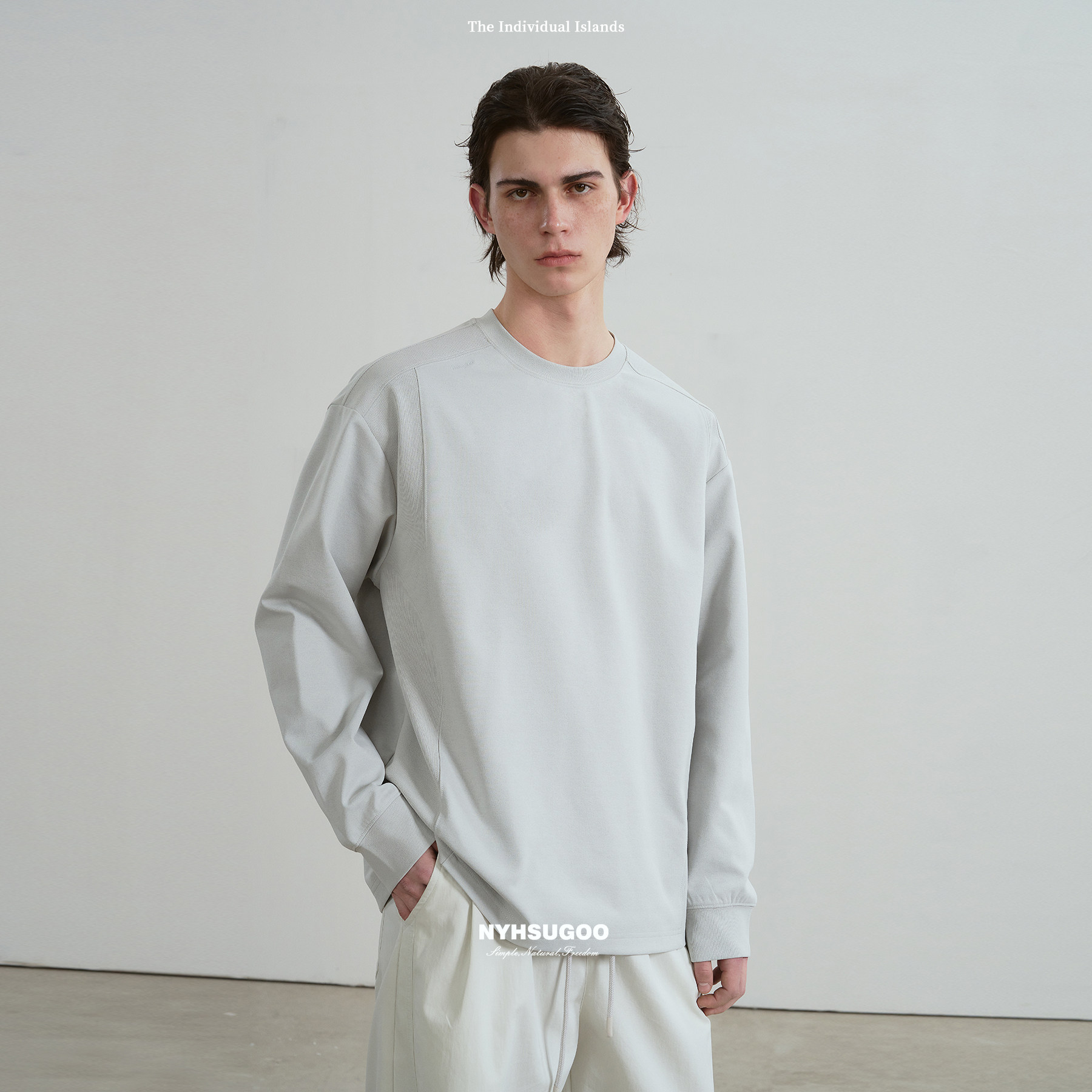 NYHSUGOO/南乙230克刺绣拼接长袖圆领T恤不易变形15158男士春季