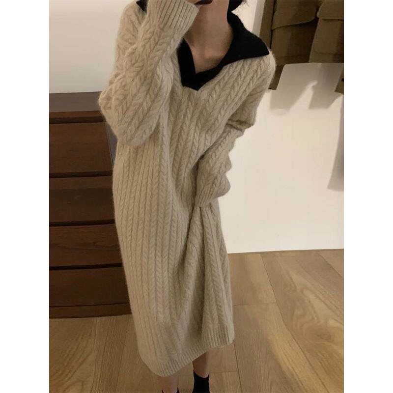 欧洲站秋装2025新款法式轻奢高级感慵懒风加厚宽松显瘦针织连衣裙