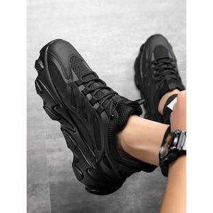 男鞋夏季透气2025新黑爸爸鞋在时尚和多才多艺的男人休闲运动鞋的
