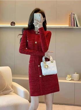 欧洲站2025年新款圣诞毛衣裙子女秋冬气质修身显瘦红色针织连衣裙