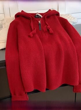 2025新年红色半拉炼套头连帽羊绒毛衣女秋冬慵懒风加厚羊毛针织衫