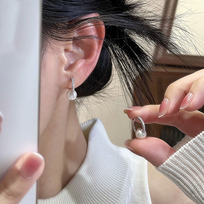 奥特莱斯专柜撤柜限时折扣清仓抢购925银针法式满钻圆形珍珠耳扣
