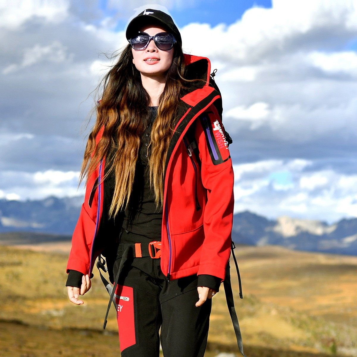 卓尼维斯户外原创秋冬旅行登山防水透气保暖显瘦抓绒软壳衣外套女,户外/登山/野营/旅行用品,软壳衣,淘宝优惠券,粉丝福利购,淘宝优惠卷