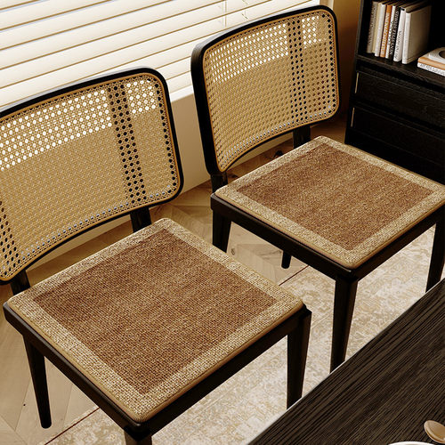 牧圣家居凯米绒原木柔软舒适坐垫