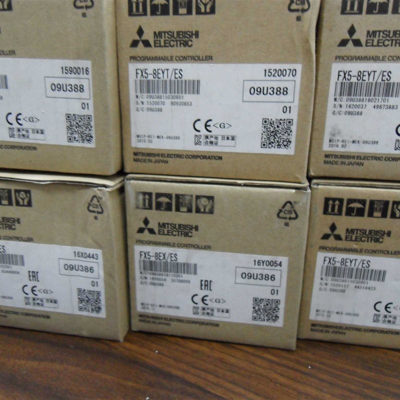议价三菱PLC模块正品FX5-8EYT/ES ,FX5-8EX/ES,FX5-32ET/ES￥