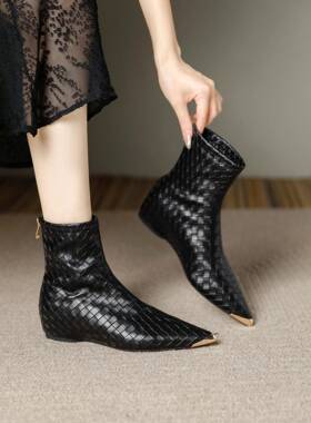 秋冬防踢黑色尖头平底内增高3公分短靴女2025新款弹瘦瘦靴1115z