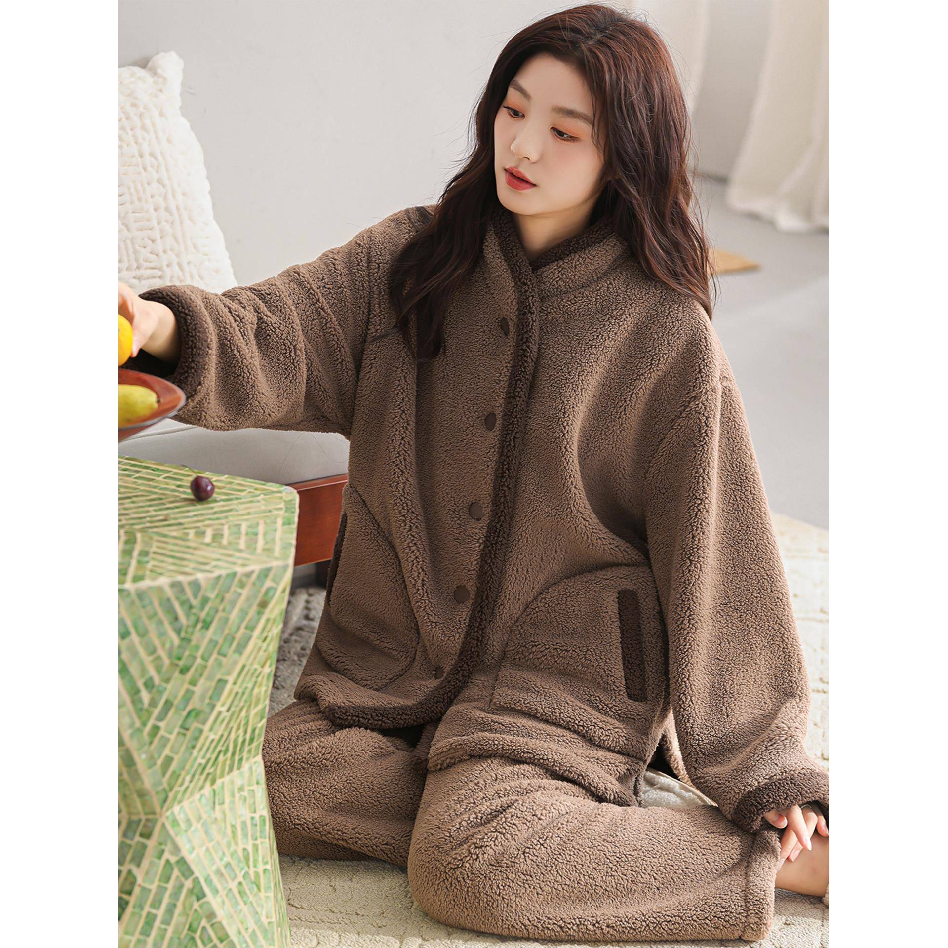 珊瑚绒睡衣女秋冬季2025新款时尚加厚款大码加绒保暖家居服1123r