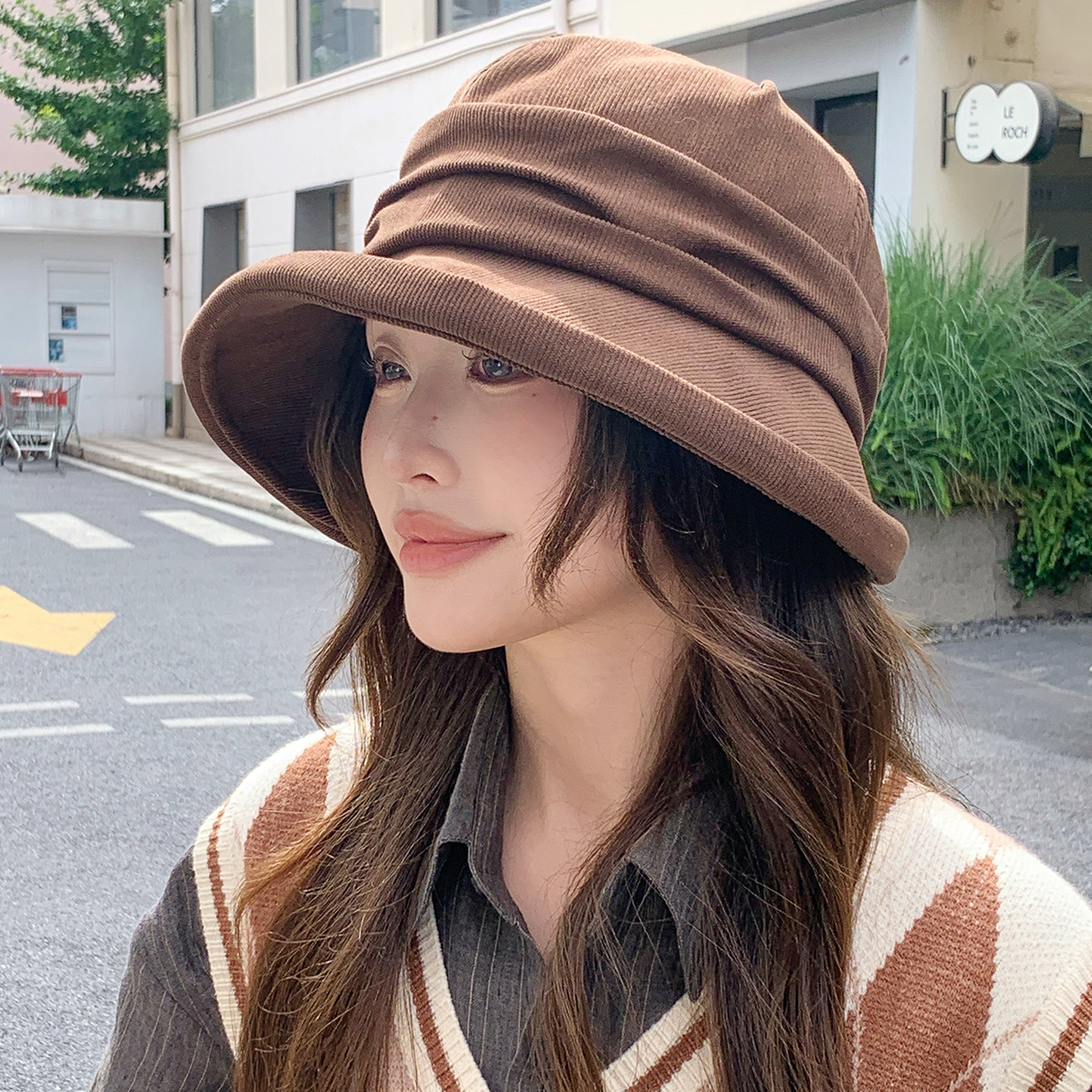 灯芯绒宽檐遮阳显脸小渔夫帽女