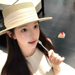 法式编织草帽女款2026新款夏季海边度假遮阳防晒帽大帽檐平顶礼帽