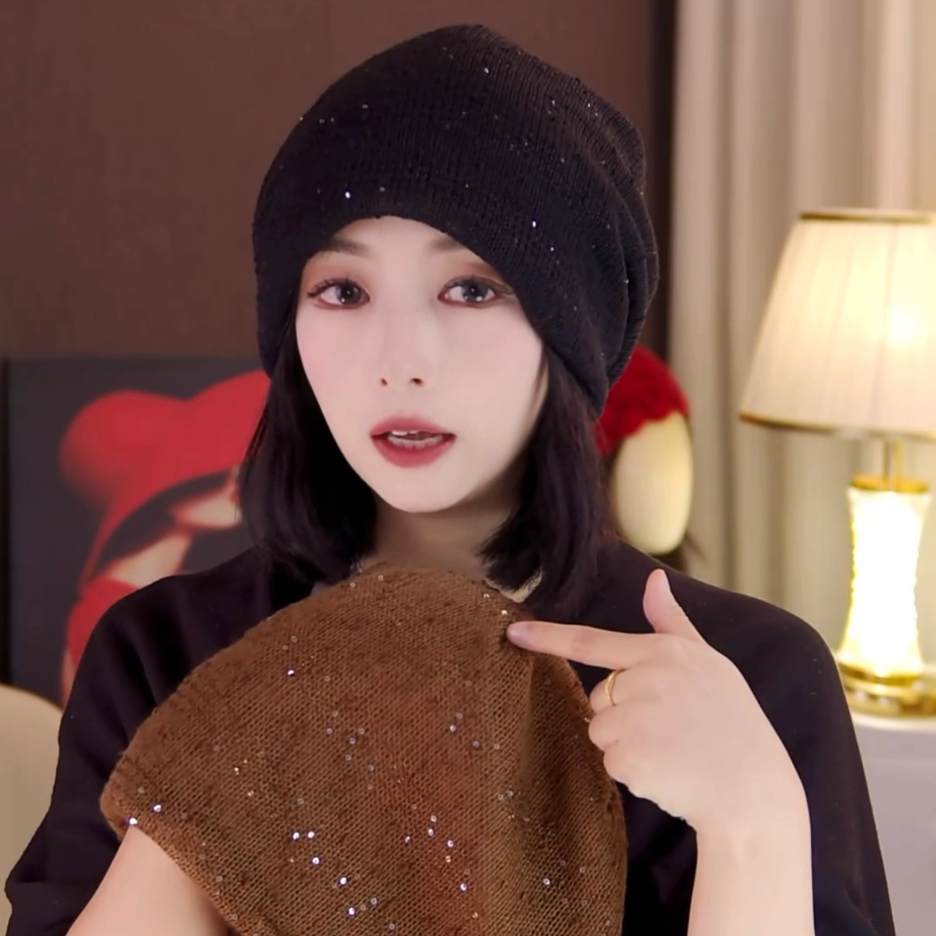 2025新款百搭亮片针织堆堆帽子女秋冬季保暖护耳宽容显脸小包头帽