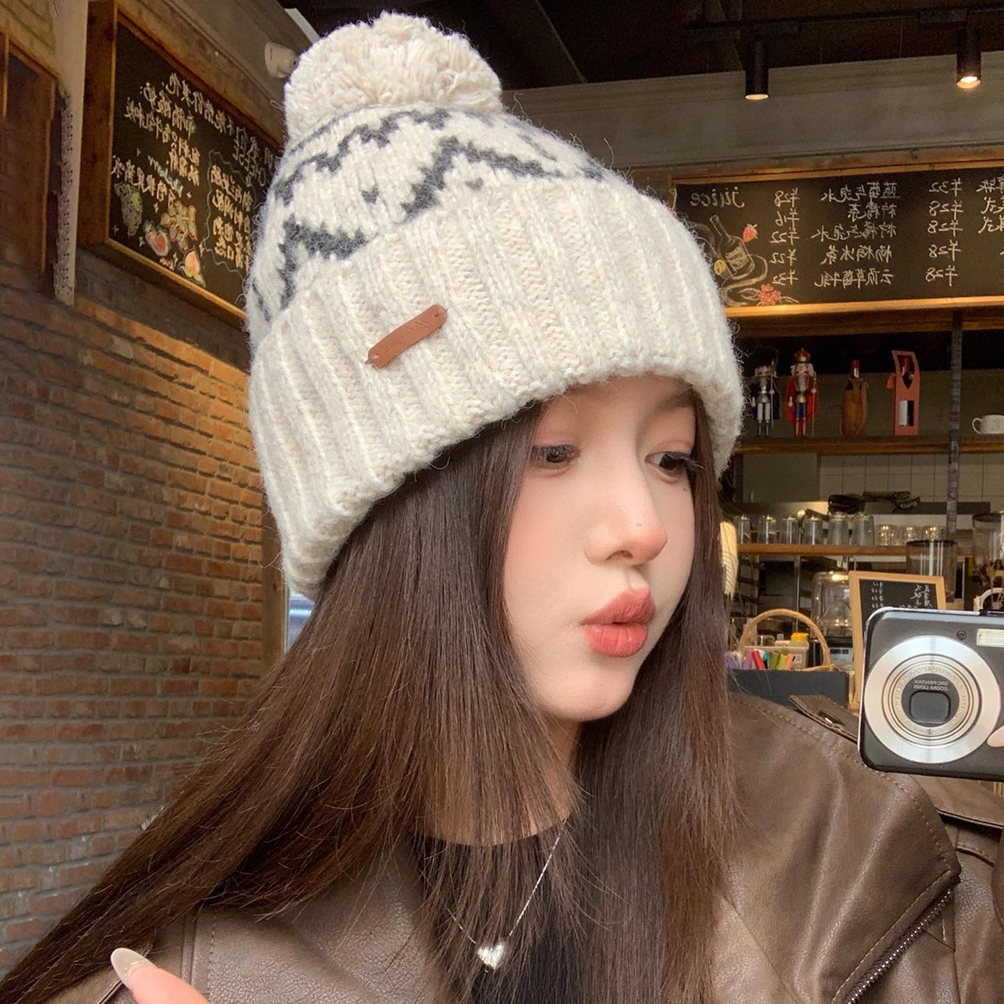 2025新款费尔岛风百搭绒球针织帽