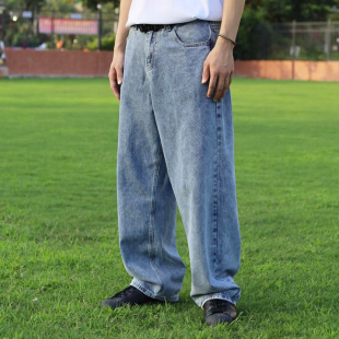 型情侣款 街头浅蓝色炒雪花oversize宽松版 美式 PRESSURE滑板牛仔裤