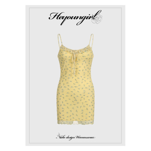 纯欲小清新碎花黄色吊带连衣裙夏
