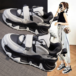 网红炸街老爹鞋女超火2023年春季新款爆款厚底松糕轻便休闲运动鞋
