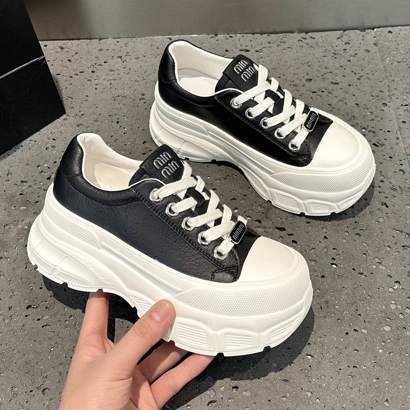 欧洲站真皮老爹鞋女2026春季新款爆款厚底松糕圆头运动休闲小白鞋,女鞋,时尚休闲鞋,淘宝优惠券,粉丝福利购,淘宝优惠卷