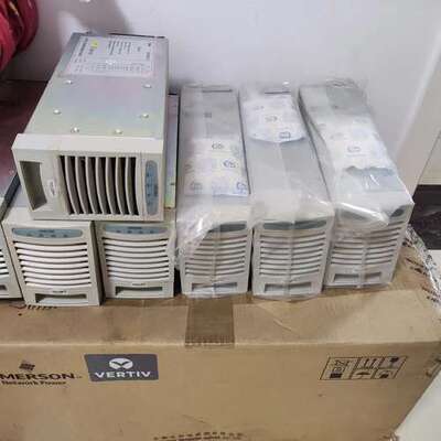 中兴电源模块ZXD2400，一共4台，2台塑料袋子，两台