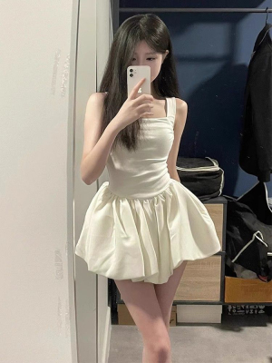 吊带连衣裙女公主蓬蓬裙小个子