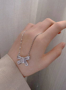 时尚闪耀满锆石蝴蝶结项链女2023年新款潮时尚轻奢质感经典锁骨链