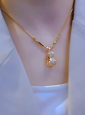 钛钢项链2023新款设计感项链好事花生时尚小众气质锁骨链不掉色女