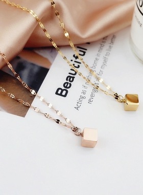 韩版钛钢八方来财玫瑰金项链女正方型吊坠简约网红锁骨链锁骨链女