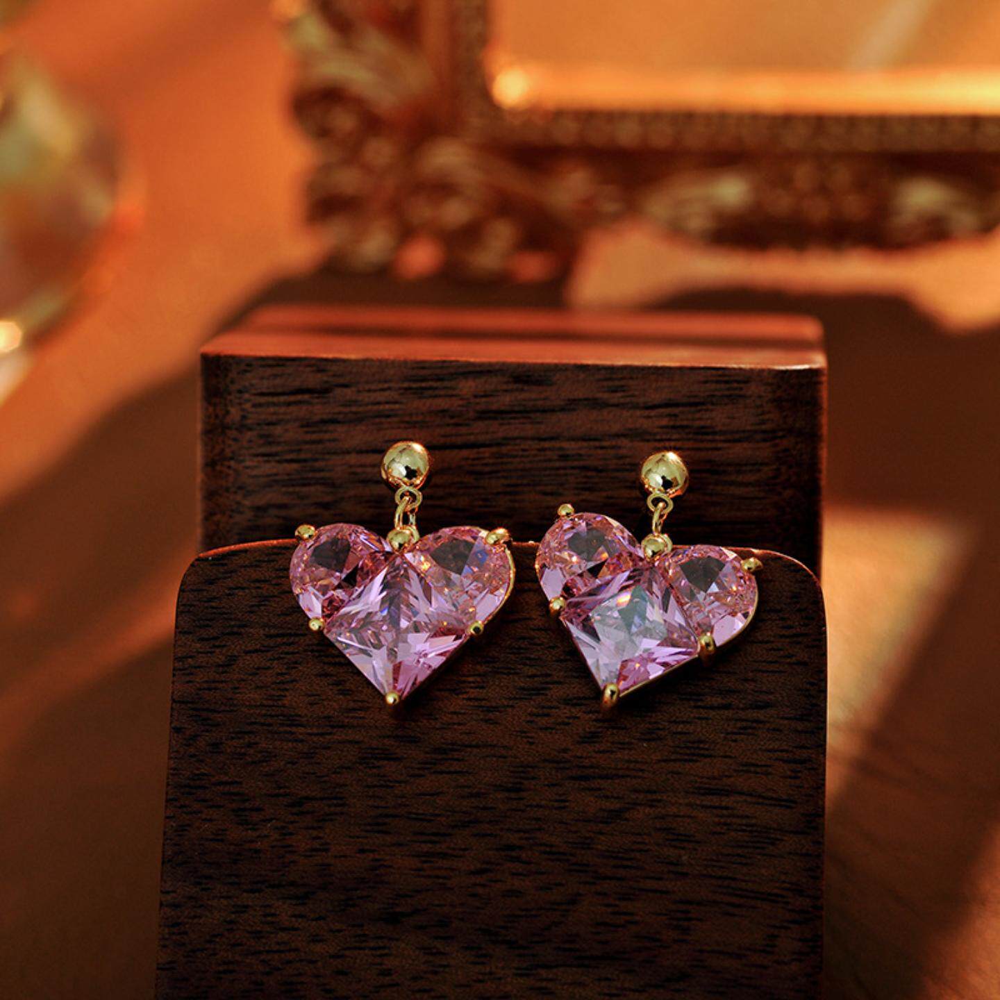 S925银针粉色爱心耳钉女韩版超闪气质简约桃心耳坠耳环轻奢设计感