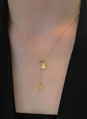 设计感兔子萝卜钛钢不掉色项链2023年新款潮气质高级感兔年锁骨链