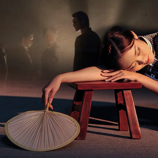 电波小板凳 演出旗袍蒲扇永不消逝 渔光曲原版 舞蹈凳子晨光曲同款