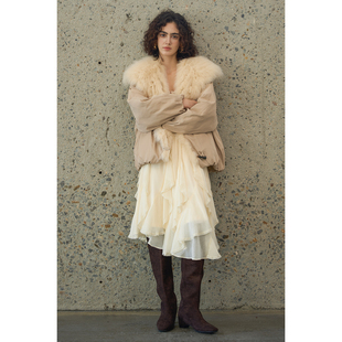 MioraStudio法式复古奶杏色不规则纱裙 高级感浪漫蕾丝加绒半身裙