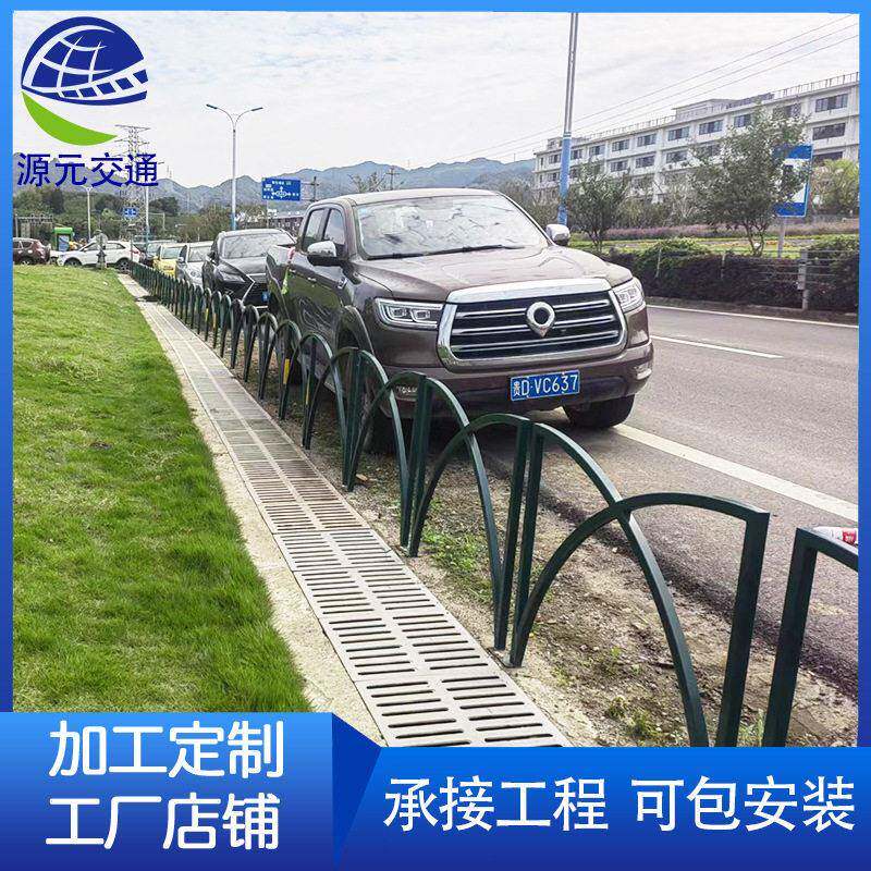 厂家生产锌钢交通道路隔离栏防撞道路护栏热镀锌马路公路中央护栏