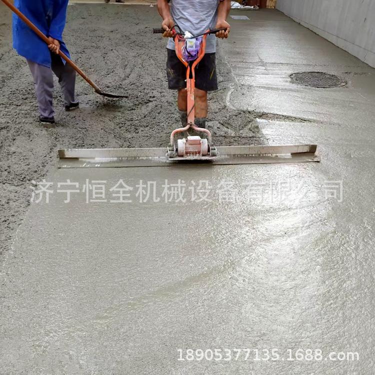 乡村公路水泥路面刮平尺  混凝土手扶振动尺 电动施工整平尺
