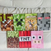 我 世界卡通礼品袋儿童生日礼物牛皮纸袋我 世界糖果手提袋