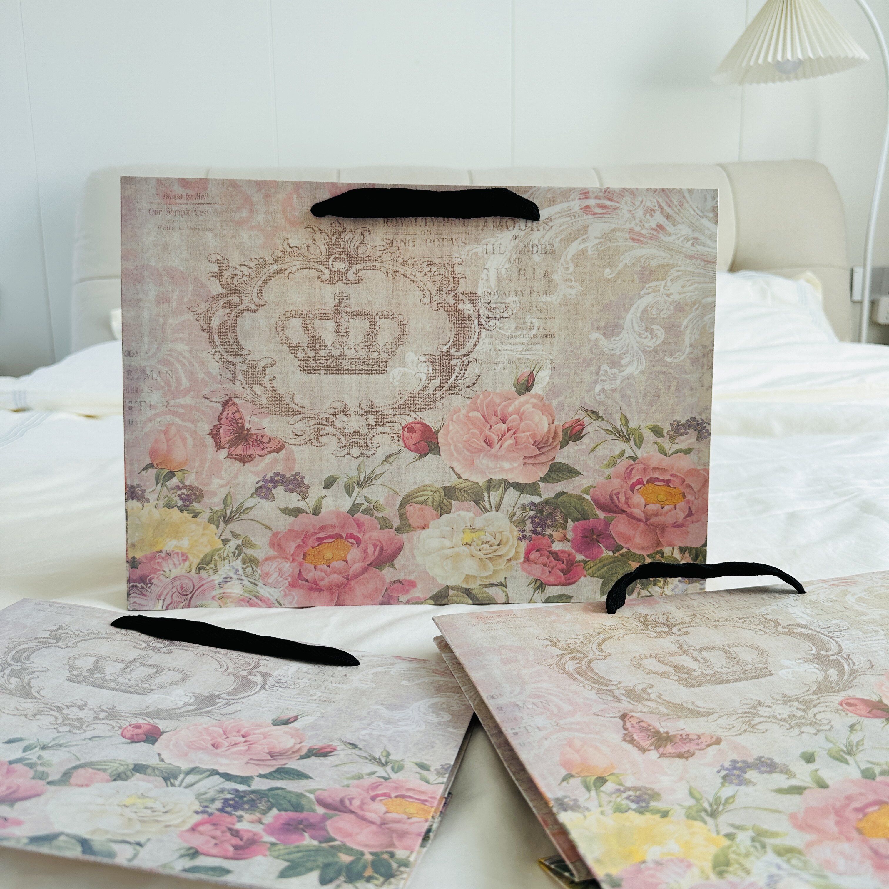 皇冠花朵手提袋北欧风大牌生日礼物纸袋ins衣服店大袋子高档纸袋