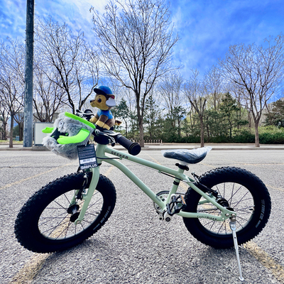 儿童自行车男女孩3-6-8岁中大童