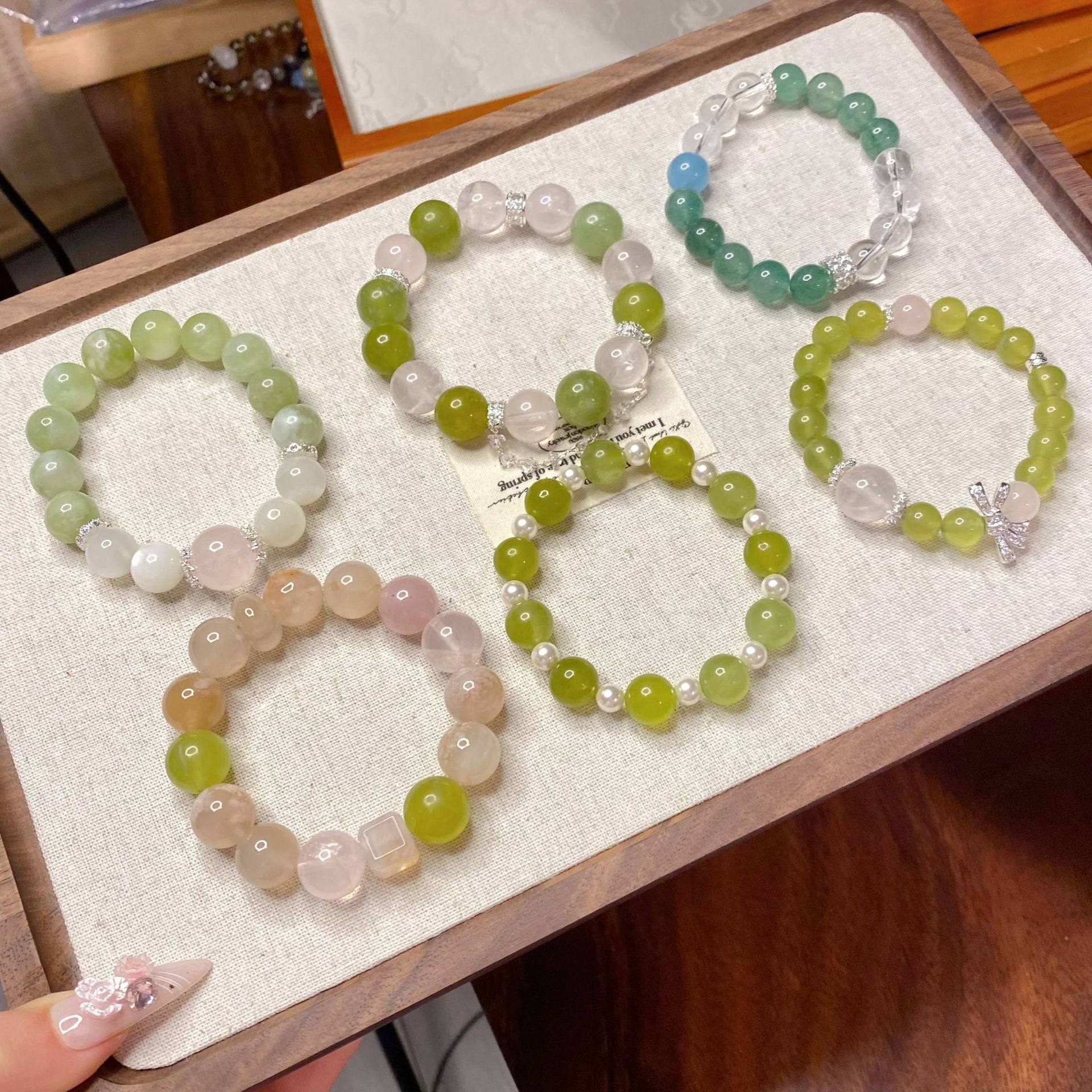 2025春季新款青提奶盖手串原创设计小众森系绿色